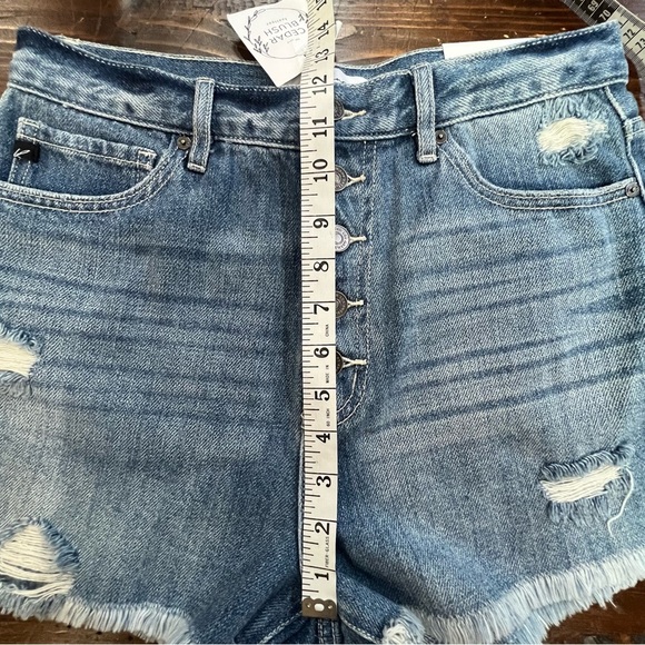 NWT KanCan Sofia Ultra High Rise Distressed Exposed Button Fly Shorts Sz Large - Picture 6 of 9